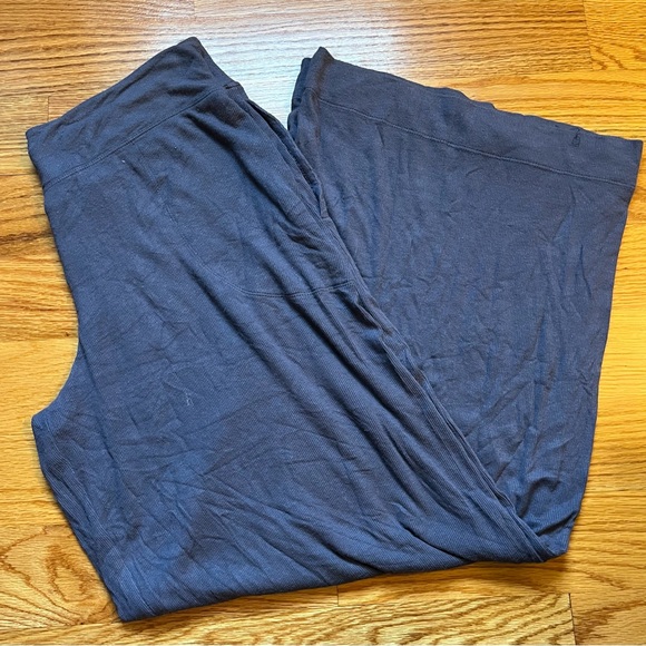 Athleta Well Rested Rib Sleep Wide Leg Pant size large - Picture 2 of 9